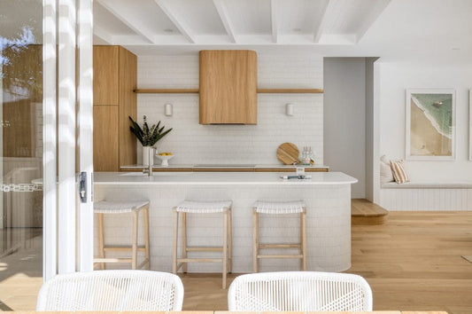 Why Interior Designers Choose to Hire Artwork for Their Projects